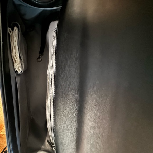 💯 Authentic Chanel boy bag - Picture 5 of 6